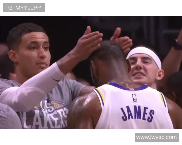 2017年湖人与快船的激烈对决回顾与赛季精彩瞬间分析