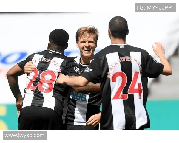 多特蒙德与莱红牛激战正酣终场比分揭晓引发热议 多特蒙德与莱红牛激战正酣终场比分揭晓引发热议