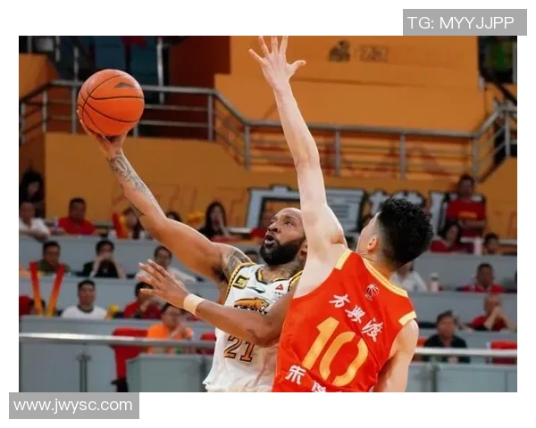 辽宁队遭遇惨败，CBA季后赛前景堪忧